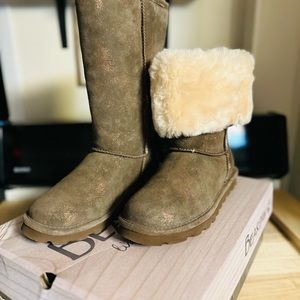 Women’s Bearpaw Boots